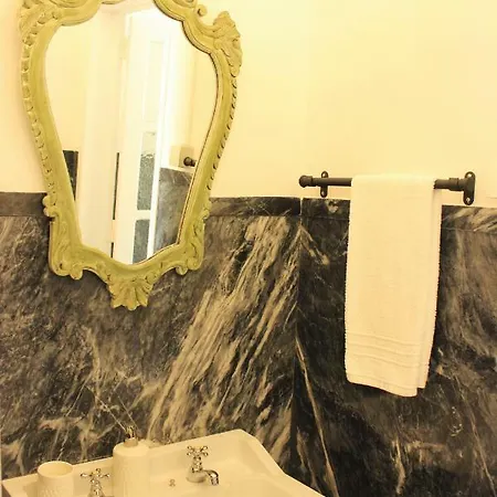 Alojamentos Vista Mar-luisa Todi 3*