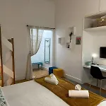 Alojamentos Vista Mar-luisa Todi 3*
