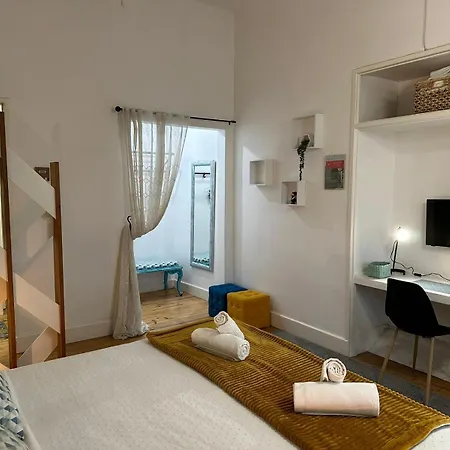 Alojamentos Vista Mar-luisa Todi 3*