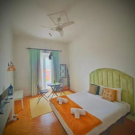 Alojamentos Vista Mar-luisa Todi Casa de hóspedes Setúbal