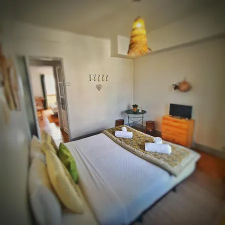 Alojamentos Vista Mar-luisa Todi