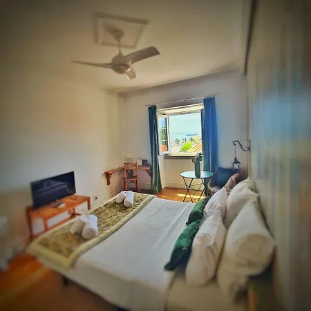 Alojamentos Vista Mar-luisa Todi Guest house Setubal