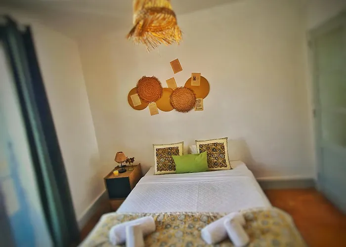 Pensionat Alojamentos Vista Mar-luisa Todi 3*